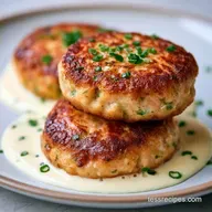 Salmon Cakes with Garlic Aioli in 20 Min